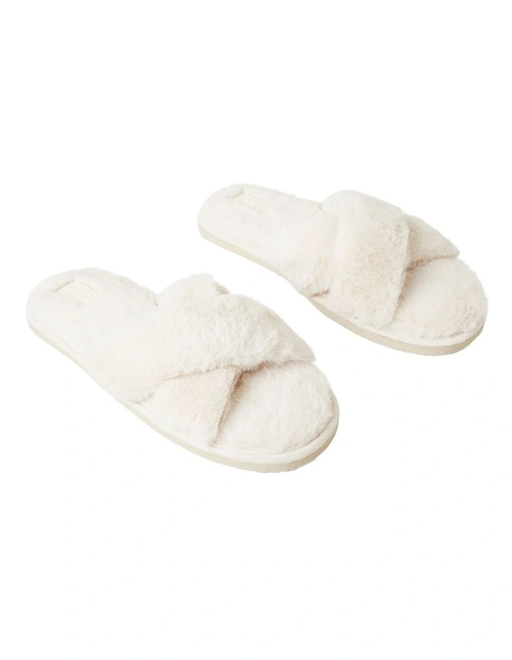 Top 10 π₯ Seed Heritage Crossover Slippers π - Image 3