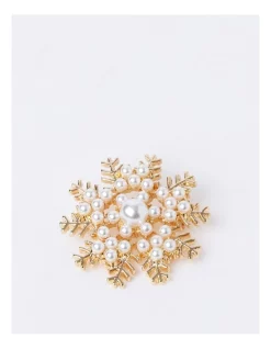 Discount 🔔 Design Studio Snowflake With Pearl Brooch In Gold 💯